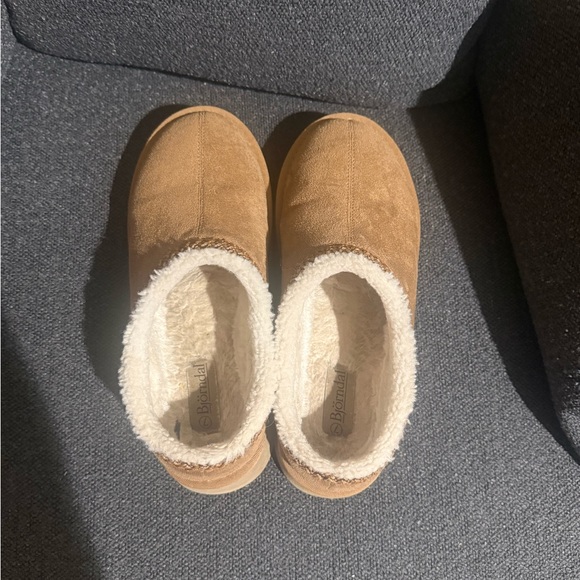 Bjorndal Chestnut Suede Faux-Shearling Slip-On Mules - Picture 3 of 4